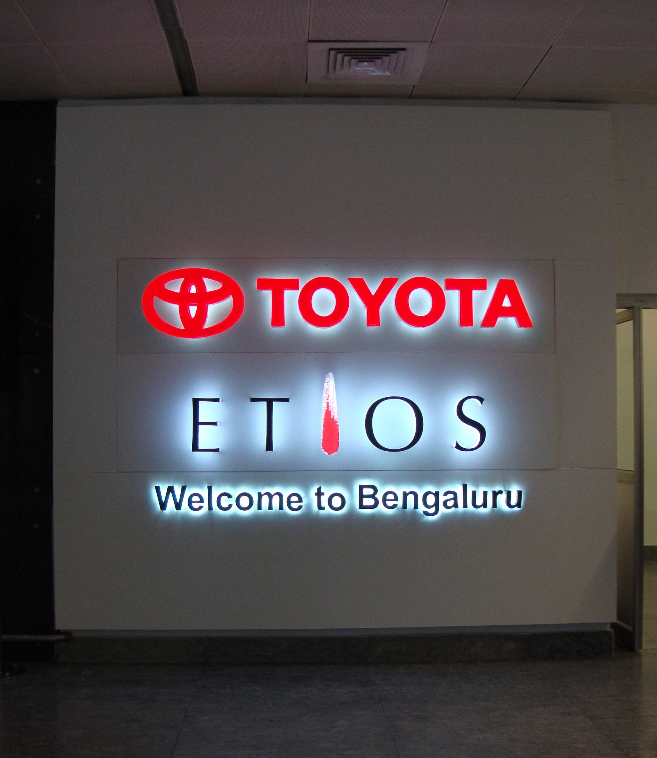 WhatsApp Image 2025-12-08 at 16.18.14